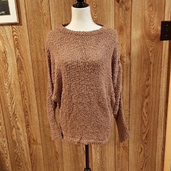 Blue Buttercup Sweaters - 🥀NWT Blue Buttercup Brown Popcorn Long-Sleeve Sweater (S/M/L)🥀